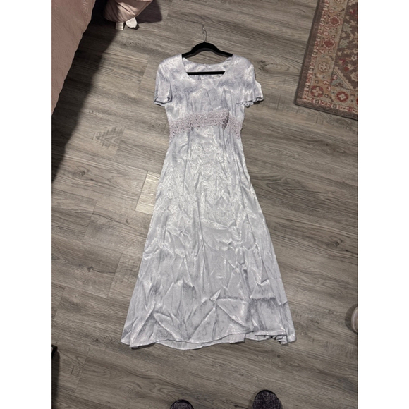 Vintage Ice blue satiny dress. Maxi . The brand is Jodie California USA Sz 6 - Picture 11 of 11